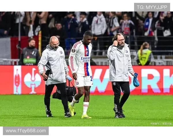 卢顿主帅布鲁姆菲尔德被解雇本赛季英甲战绩仅为5胜1平5负